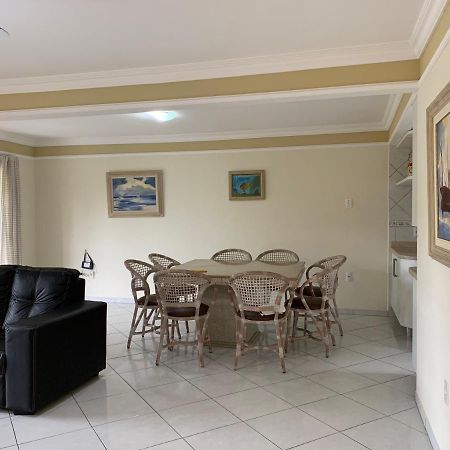 Apartamento Inteiro 3 Quartos No Condominio Solar Das Bromelias บอมบินญัส ภายนอก รูปภาพ