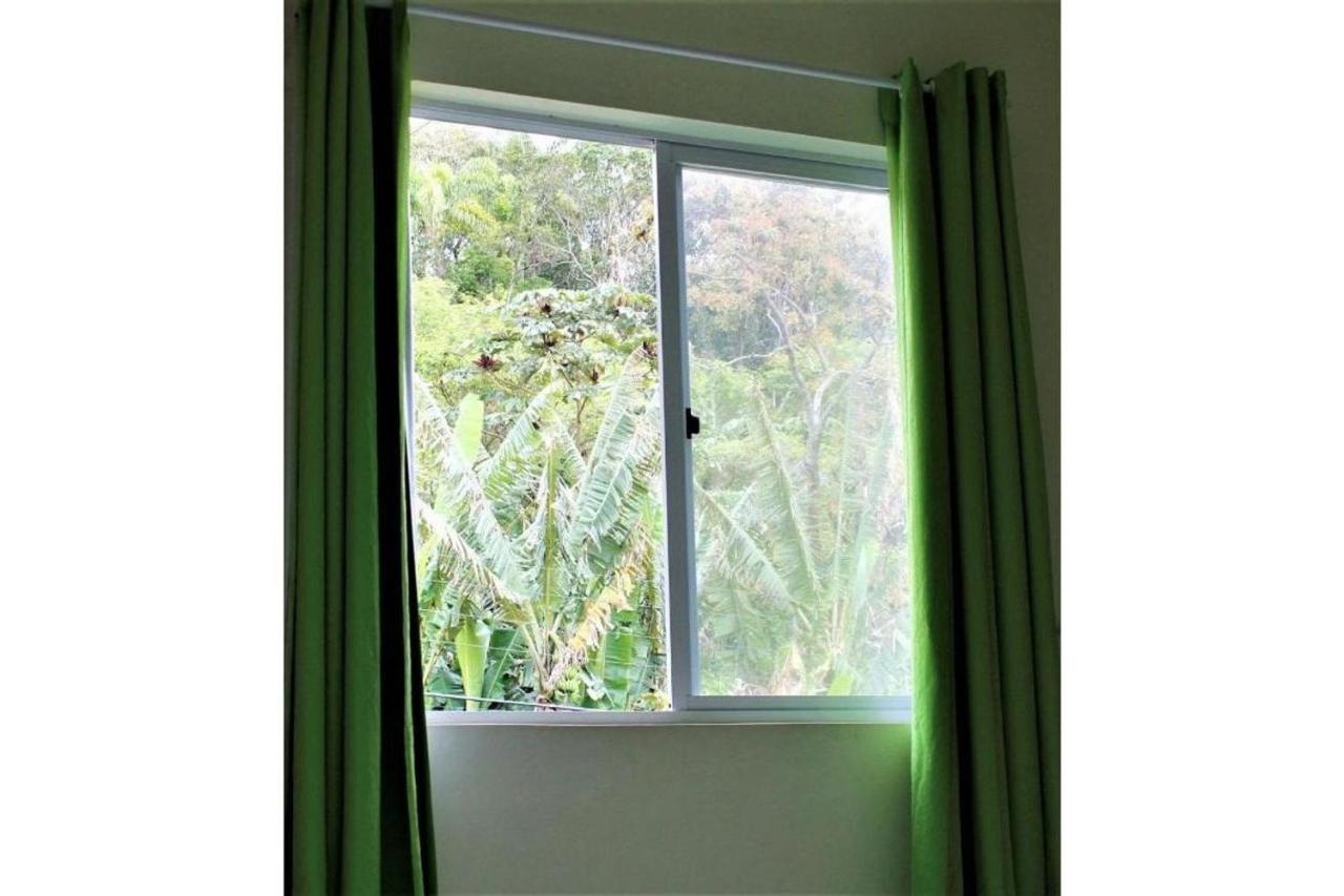 Apartamento Inteiro 3 Quartos No Condominio Solar Das Bromelias บอมบินญัส ภายนอก รูปภาพ