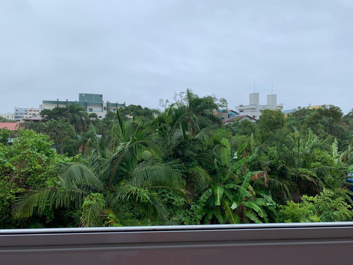 Apartamento Inteiro 3 Quartos No Condominio Solar Das Bromelias บอมบินญัส ภายนอก รูปภาพ