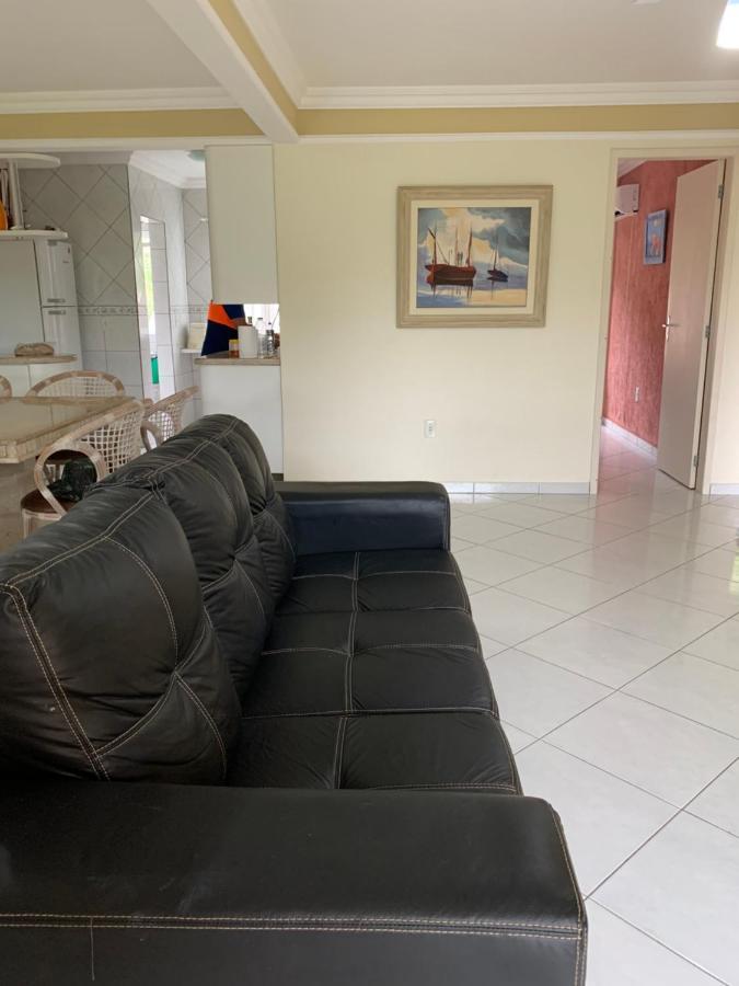 Apartamento Inteiro 3 Quartos No Condominio Solar Das Bromelias บอมบินญัส ภายนอก รูปภาพ