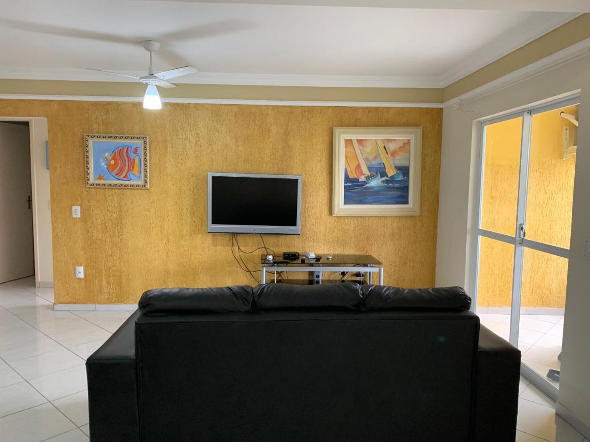 Apartamento Inteiro 3 Quartos No Condominio Solar Das Bromelias บอมบินญัส ภายนอก รูปภาพ
