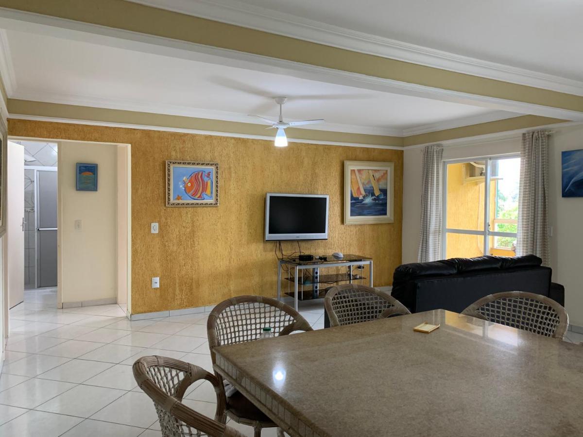 Apartamento Inteiro 3 Quartos No Condominio Solar Das Bromelias บอมบินญัส ภายนอก รูปภาพ