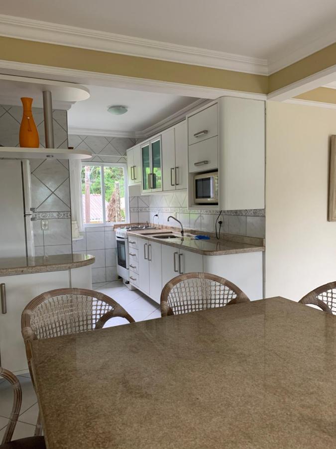 Apartamento Inteiro 3 Quartos No Condominio Solar Das Bromelias บอมบินญัส ภายนอก รูปภาพ
