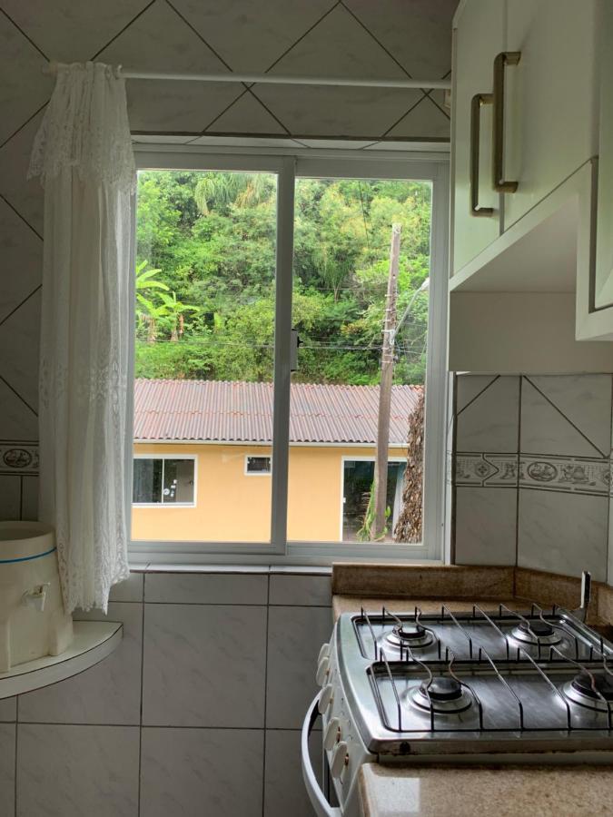 Apartamento Inteiro 3 Quartos No Condominio Solar Das Bromelias บอมบินญัส ภายนอก รูปภาพ