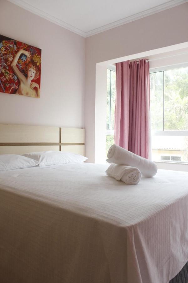Apartamento Inteiro 3 Quartos No Condominio Solar Das Bromelias บอมบินญัส ภายนอก รูปภาพ