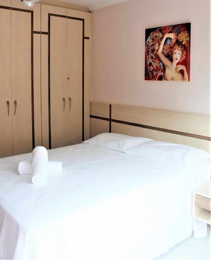 Apartamento Inteiro 3 Quartos No Condominio Solar Das Bromelias บอมบินญัส ภายนอก รูปภาพ